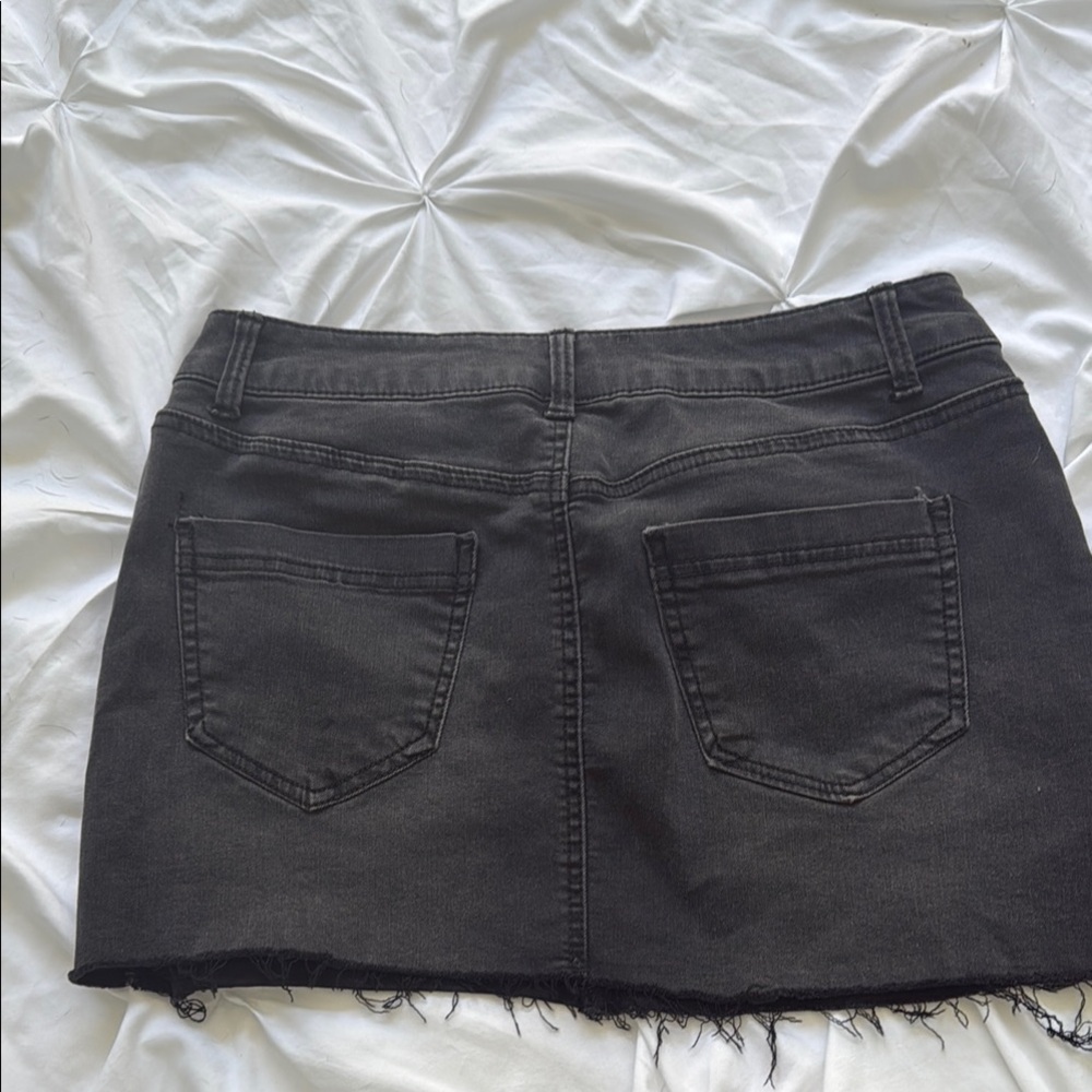 Refuge Charcoal Denim Skirt - Picture 3 of 4